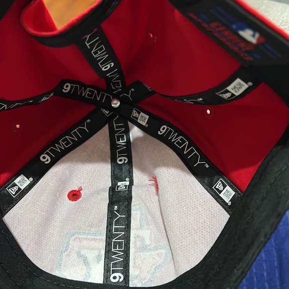 New Era Texas Rangers Adjustable Official MLB Blue & Red (NWT) - Picture 4 of 5